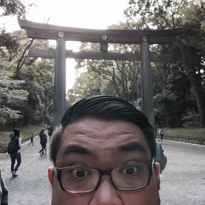 Meet your Posher, Dennis